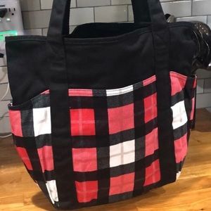Thirty-one Go-To Tote Check Mate